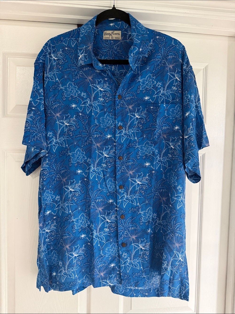 Kenny Flowers Limited Edition XL Men’s Floral Short Sleeve Button Down Shirt